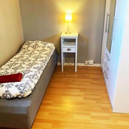 Newly Renovated Basement Apartment Sarpsborg Esterno foto